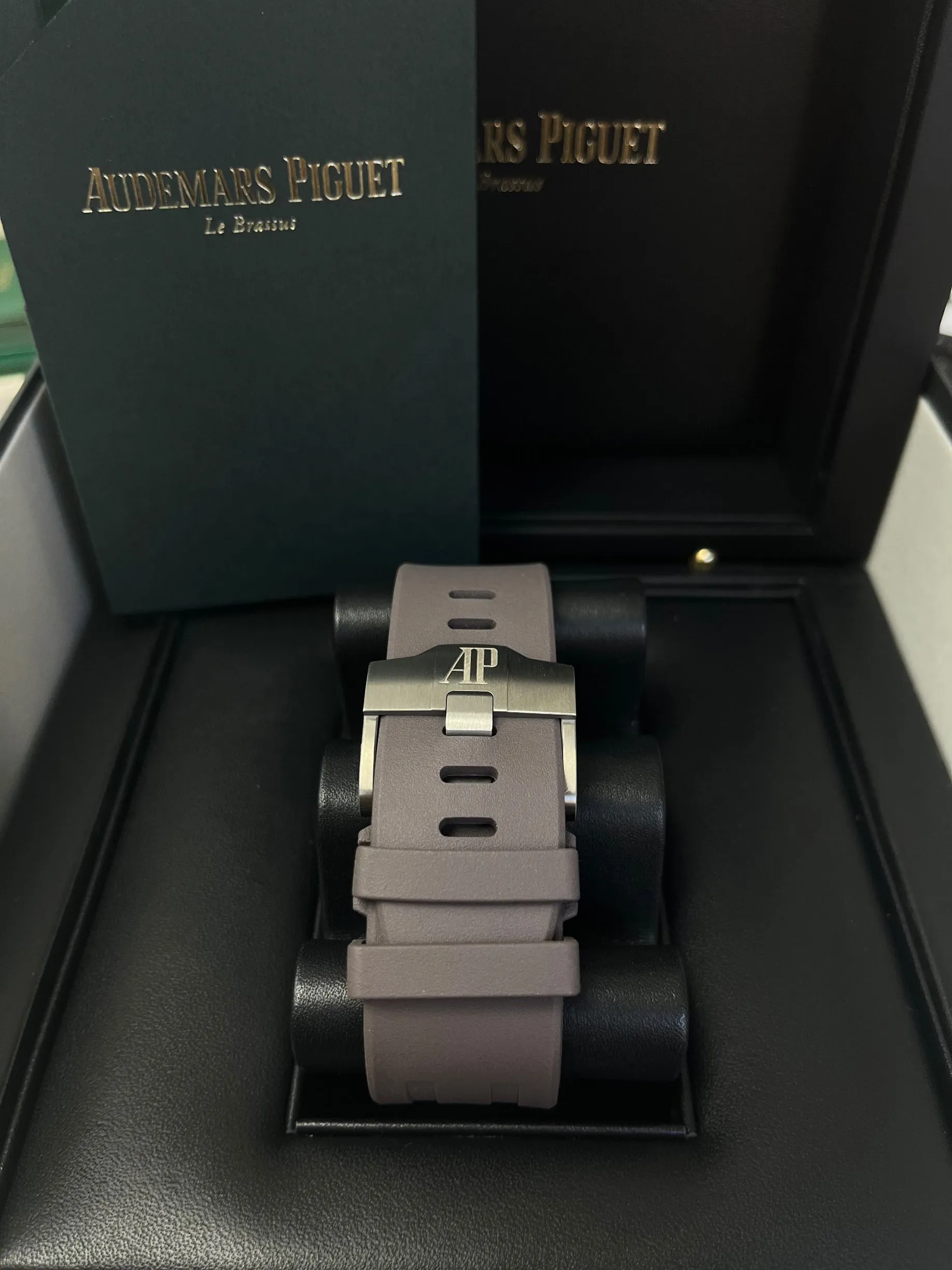 Premium Audemars Piguet Royal Oak Offshore Chronograph Watch, Model 26400IO.OO.A004CA.02