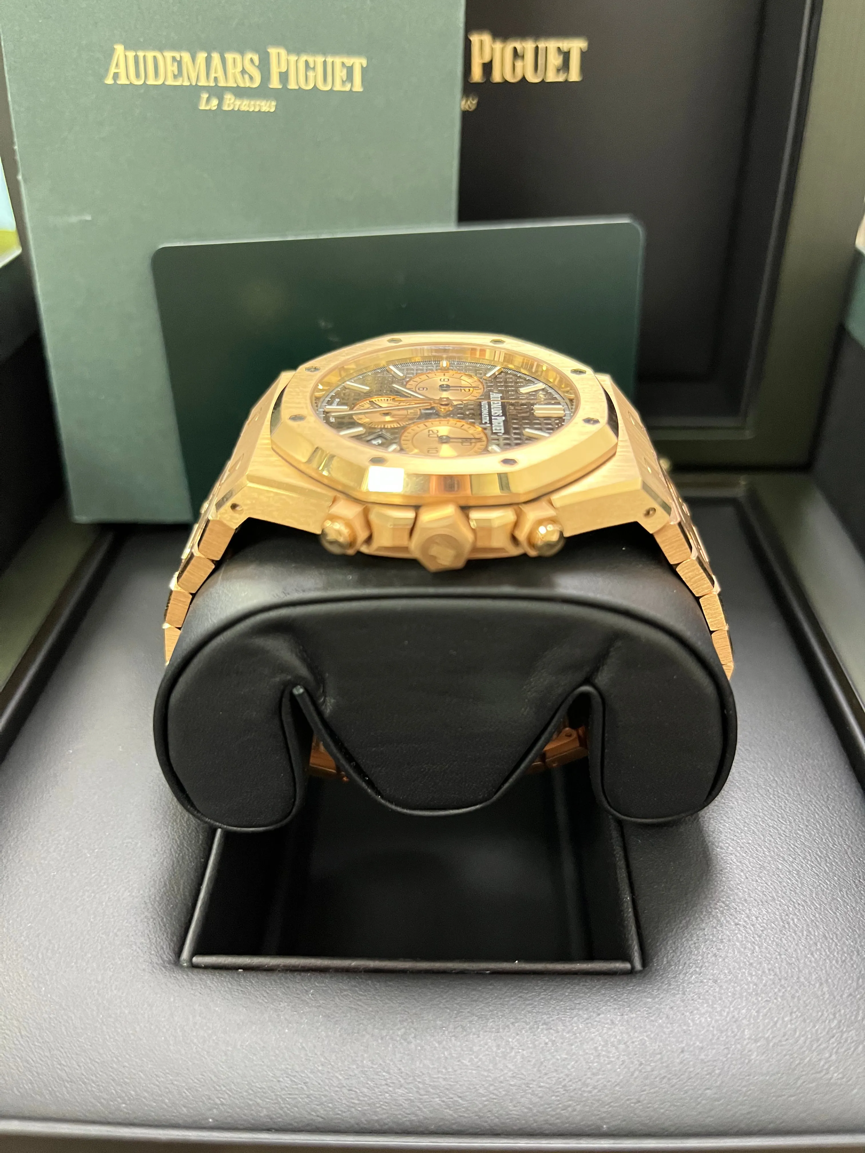 Audemars Piguet Royal Oak Selfwinding Chronograph | Ref#26331OR.OO.D821CR.01 | Rose Gold with Chocolate Dial & Rose Gold Sub-Dials
