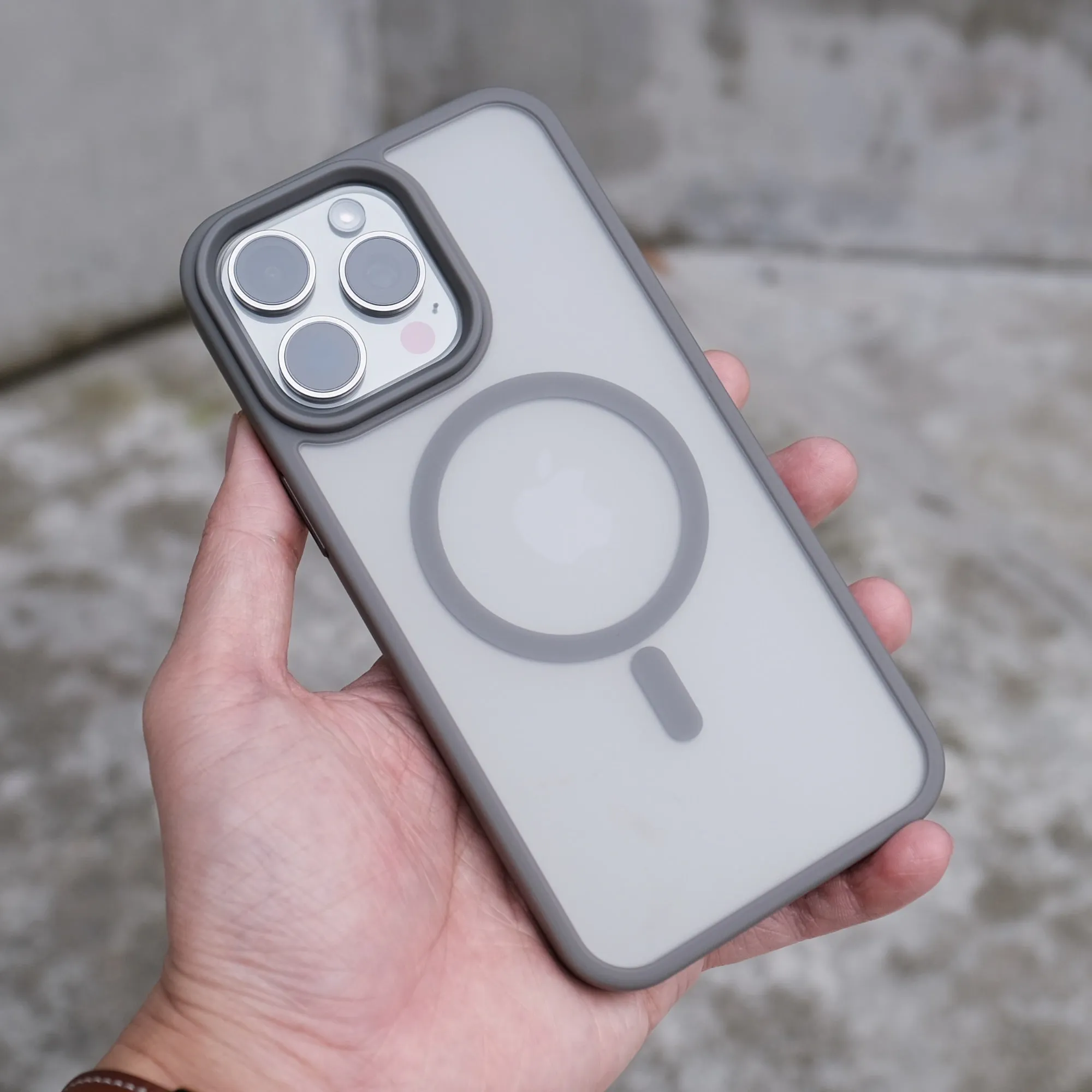 Bare Armour - for iPhone 15 Pro Max