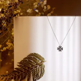 Clover leaf necklace black