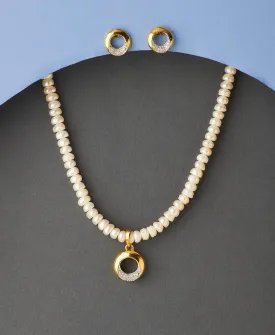 Elegant Stone Studded Pearl Necklace Set