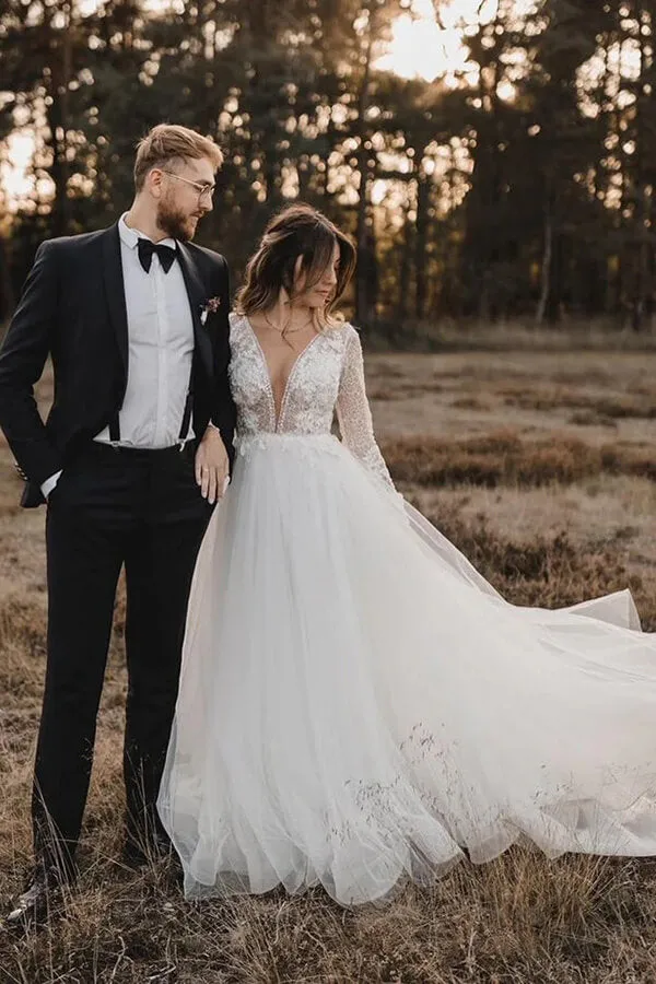 Elegant Tulle A-line V-neck Long Sleeves Wedding Dresses With Lace, SW659