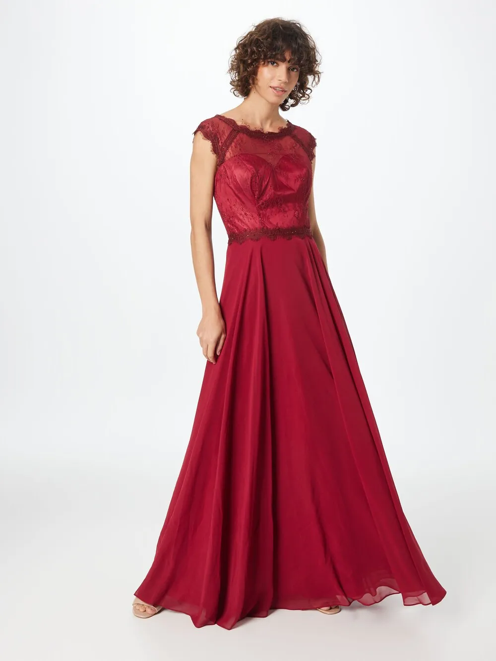 Evening dress mascara, red wine