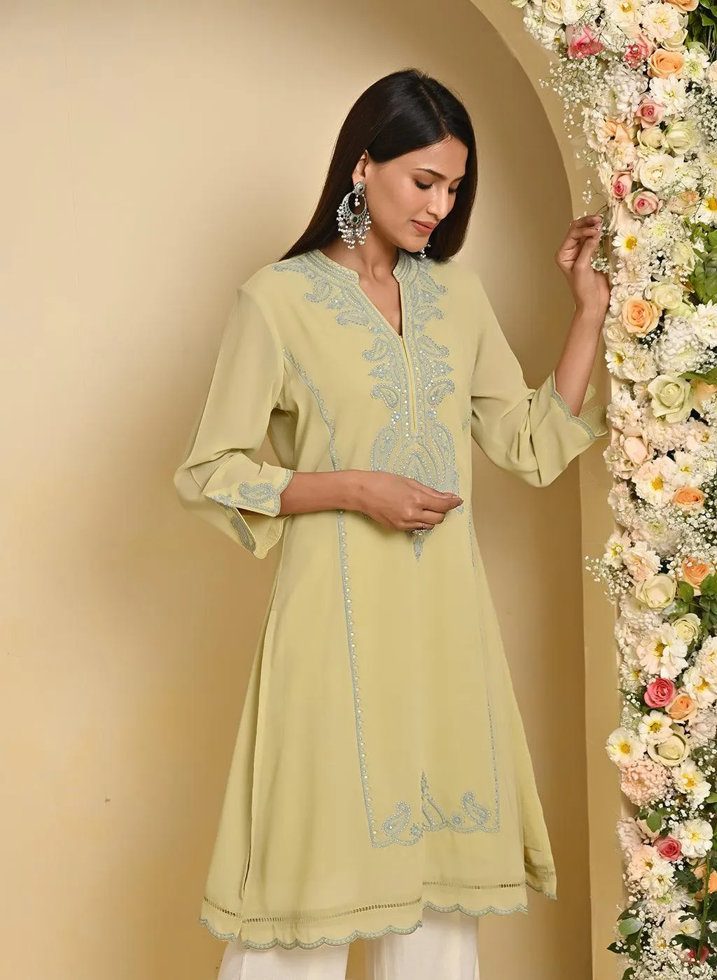 Green Embroidered Double Layered Straight Kurta
