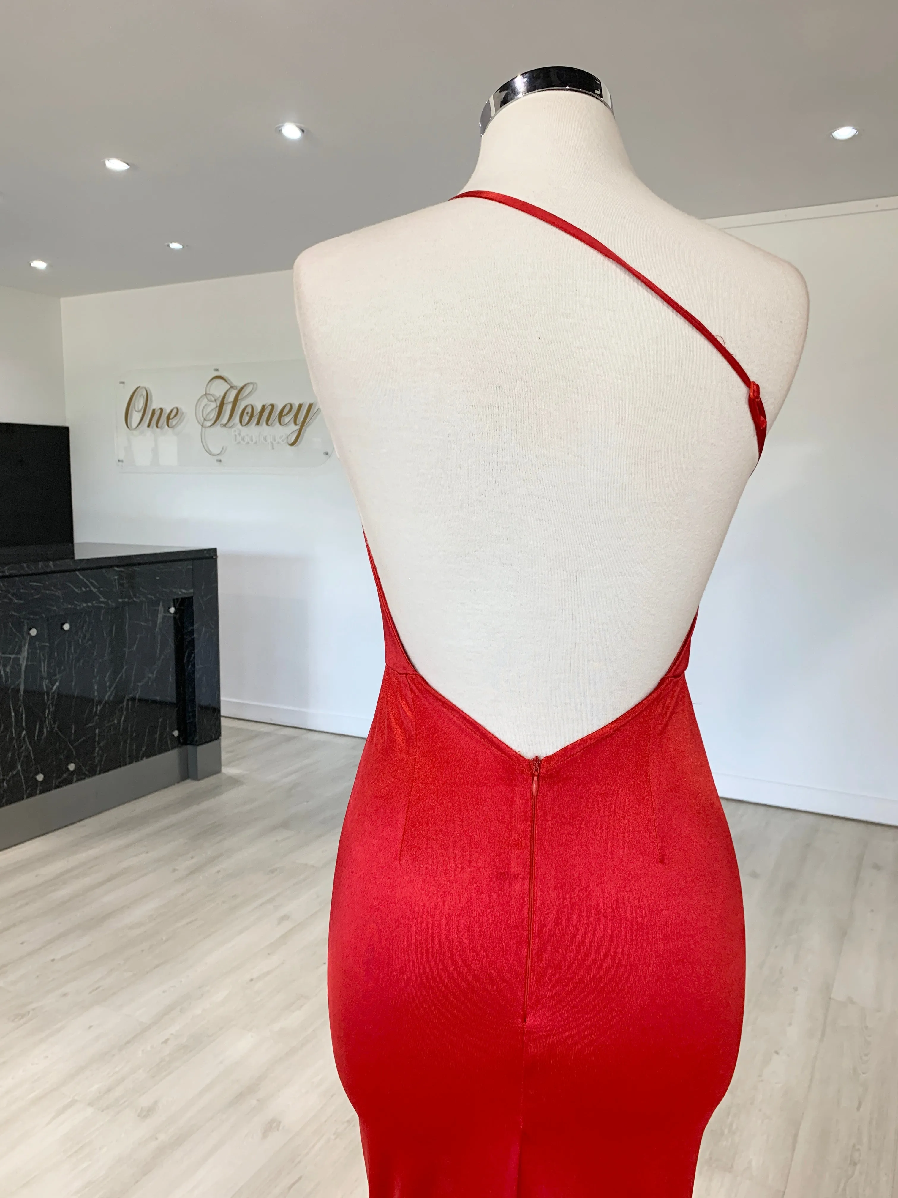 Honey Couture ABIGAIL Red Low Back Mermaid Evening Gown Dress