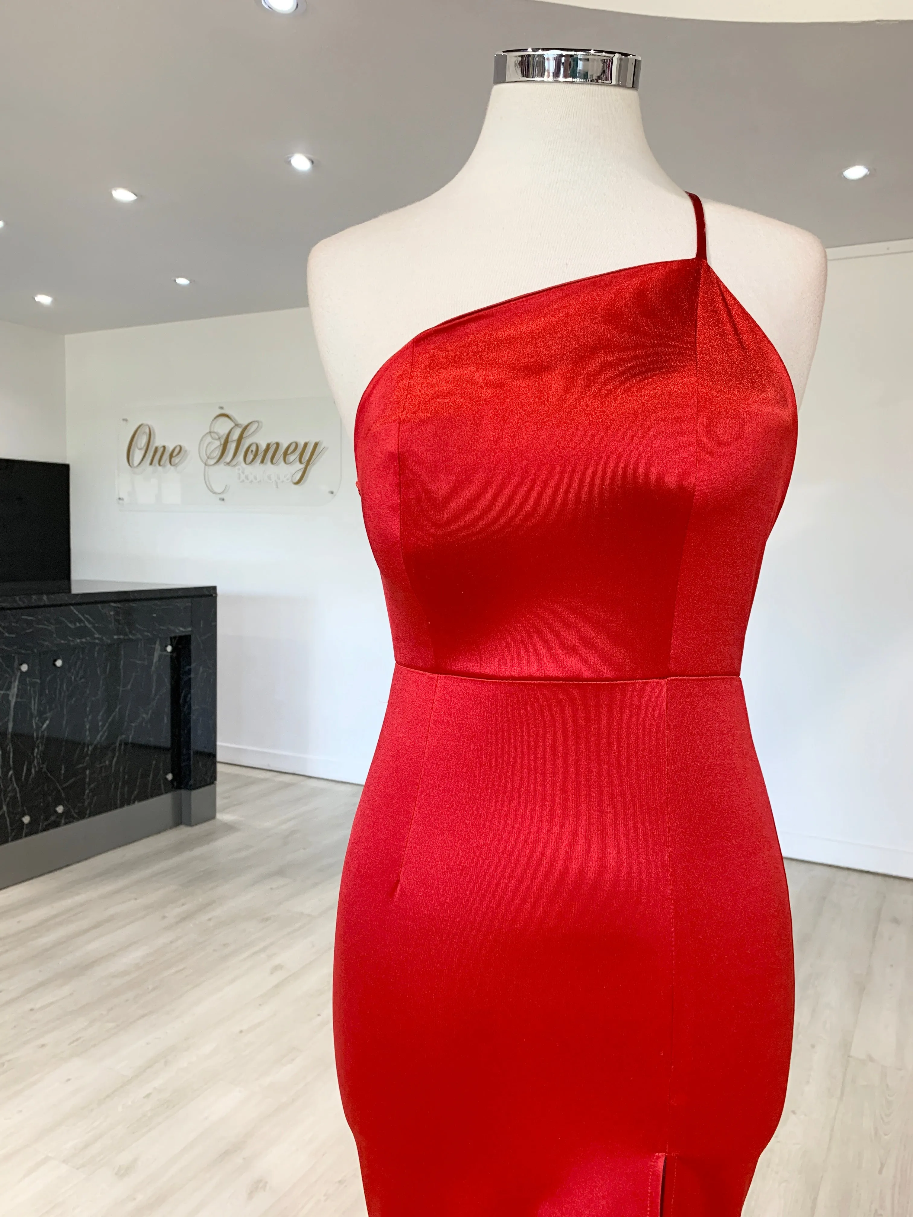 Honey Couture ABIGAIL Red Low Back Mermaid Evening Gown Dress