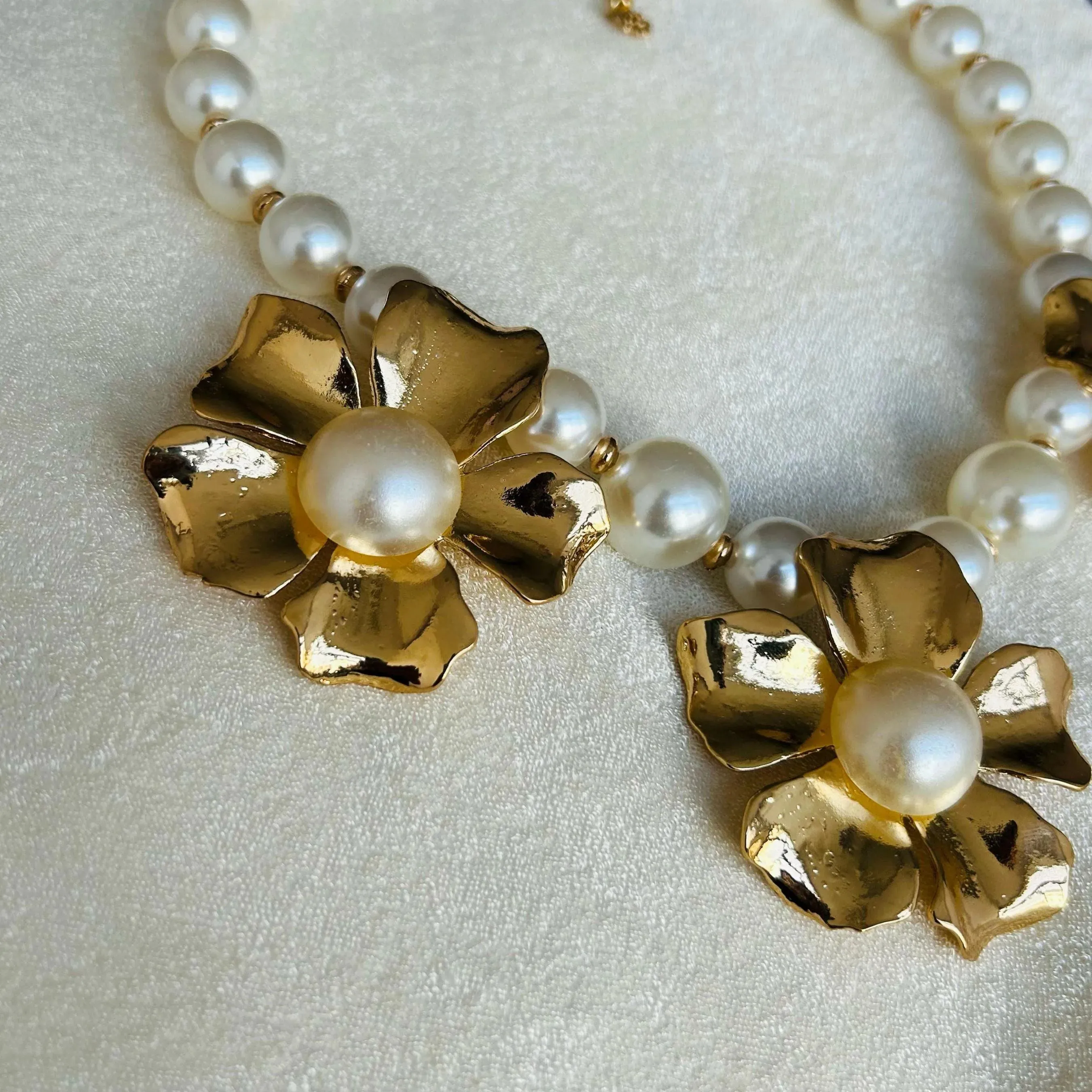 TFC Magna Flora Gold Plated Pearl Necklace